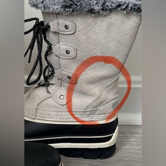 Khombu Emily Winter Snow Boots - Picture 9 of 9